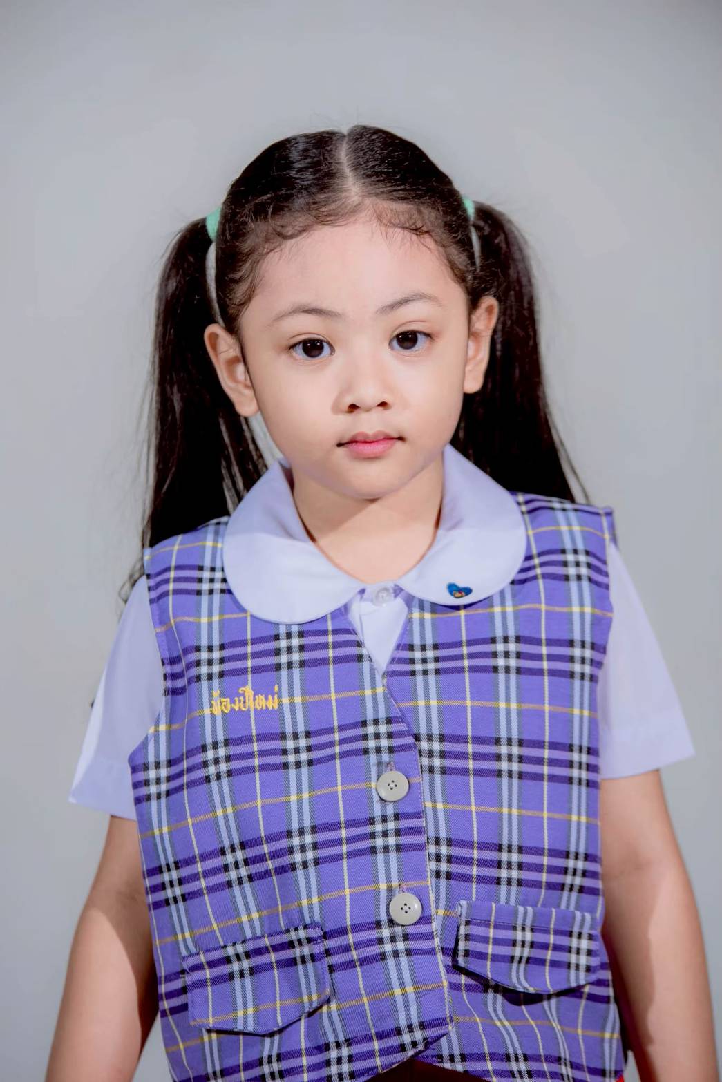 เด็กหญิงปีใหม่ -