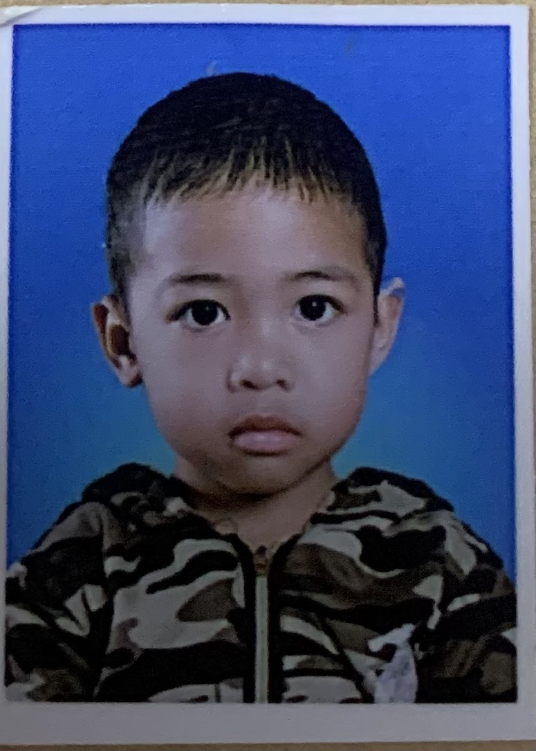 เด็กชายศรัณย์วุฒิ แก่นแก้ว