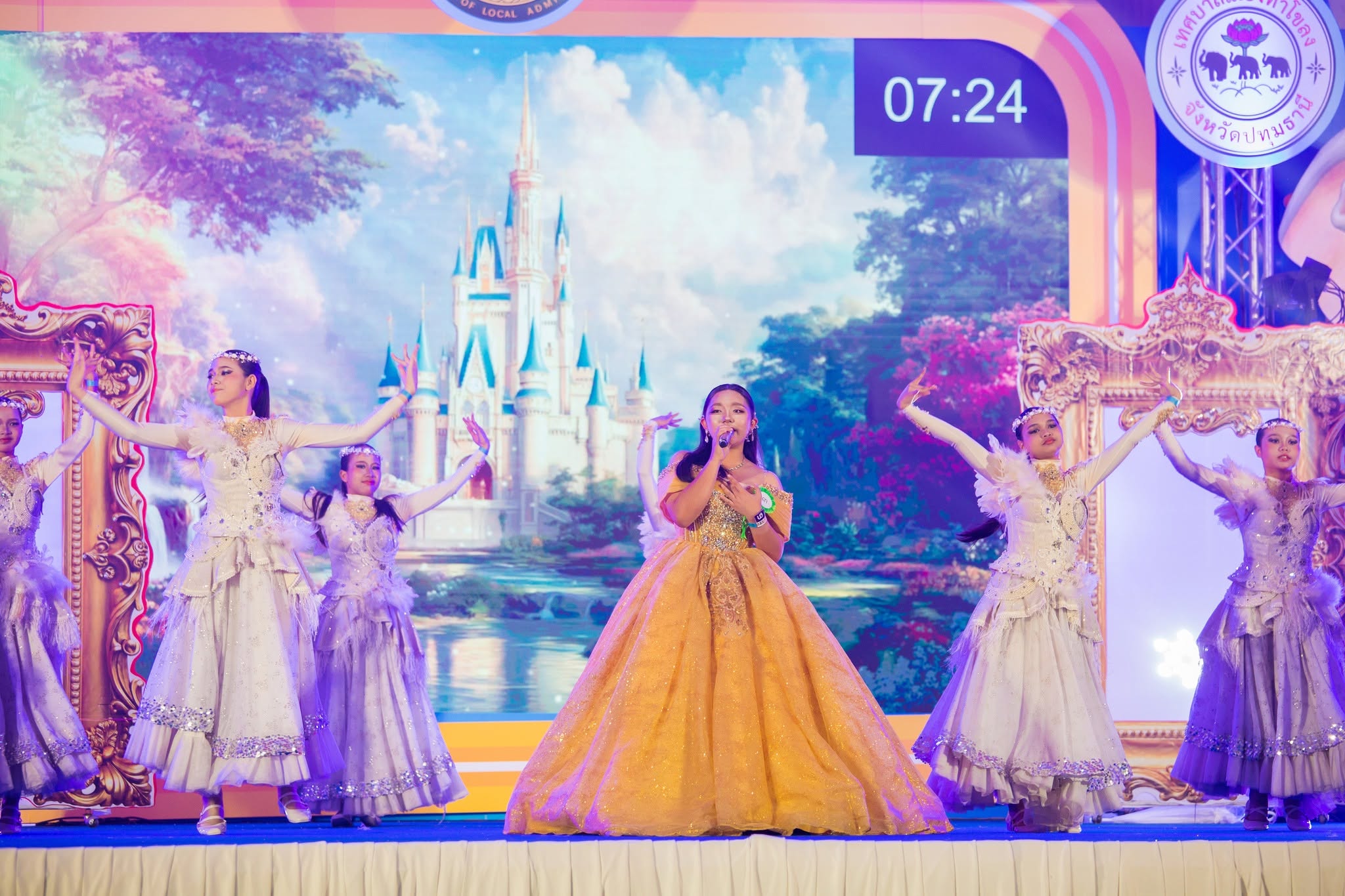 การร้องเพลงพระราชนิพนธ์พร้อมจินตลีลา ระดับชั้น ม.1-3