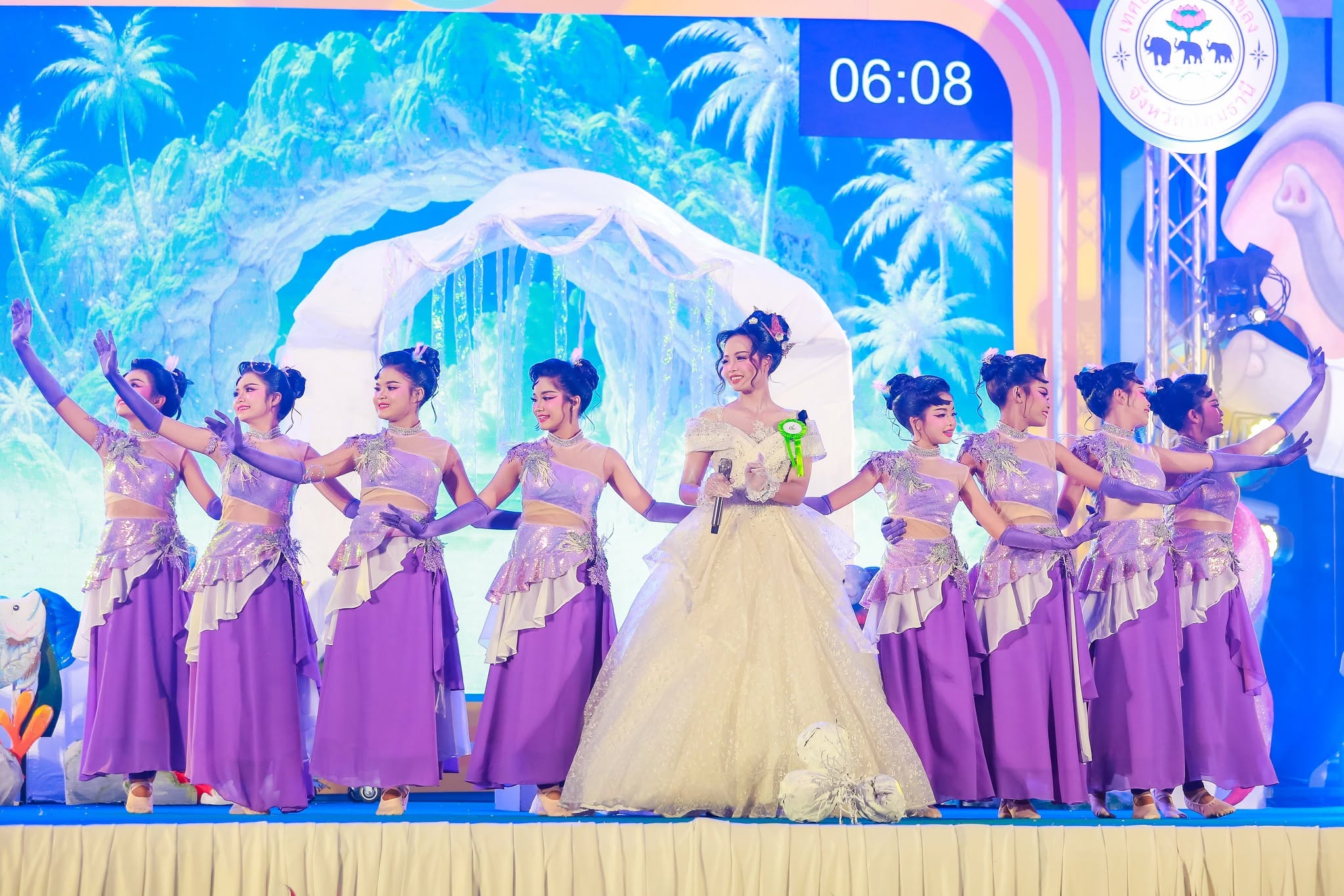 การร้องเพลงพระราชนิพนธ์พร้อมจินตลีลา ระดับชั้น ม.1-3