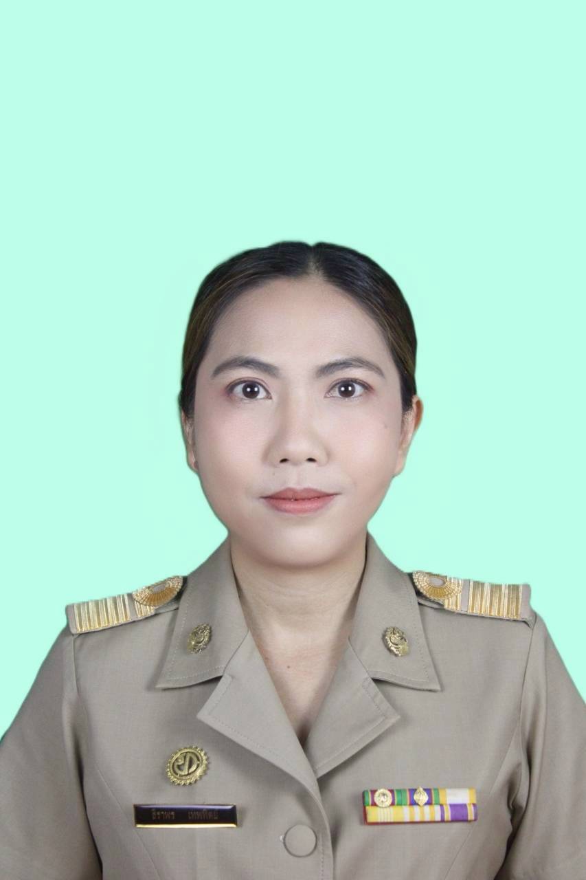 นางธีราพร เทพทิตย์