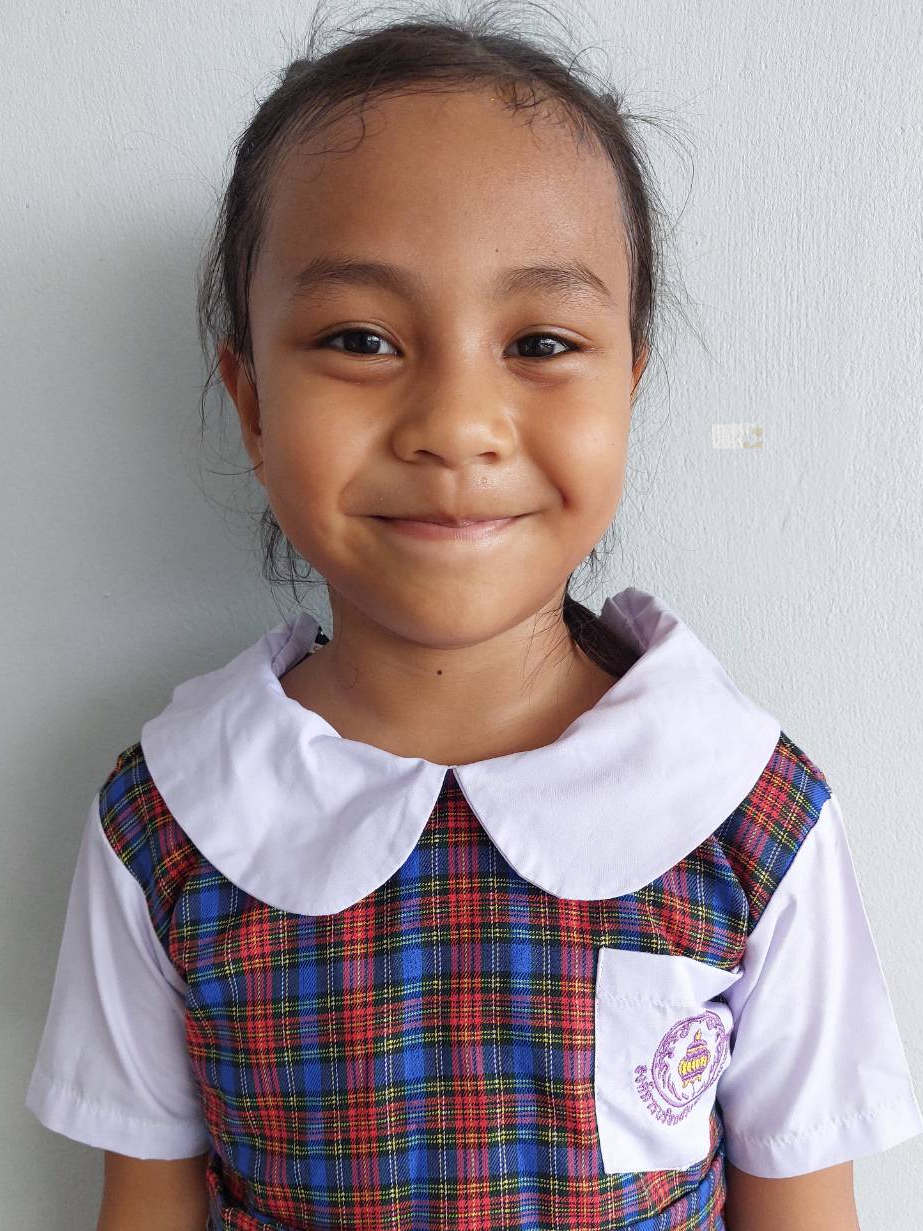 เด็กหญิงกรกนก อนันตรักษ์