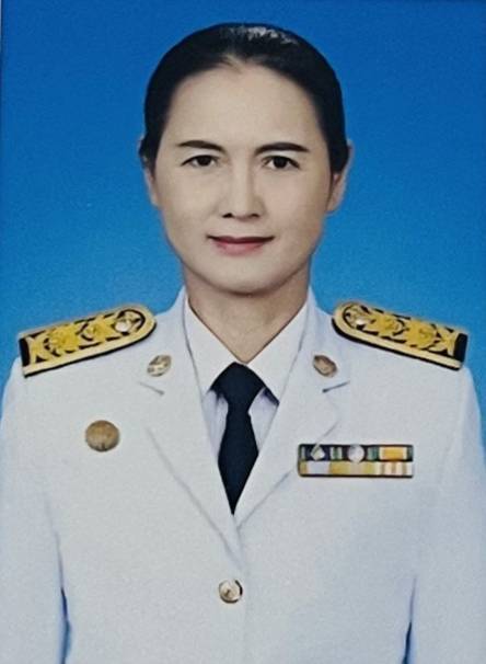 นางสาวสิรภัทร สิงหาจุลเกตุ
