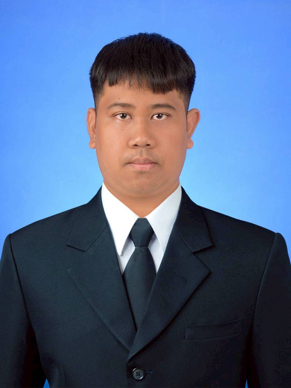 นายเมธา เกรียงเกร็ด