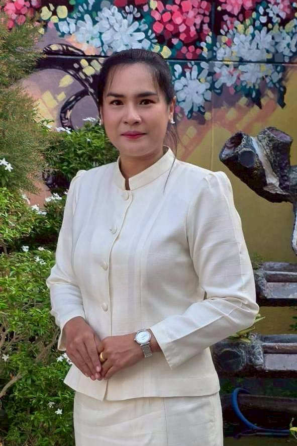 นางสาวเยาวรัตน์ ทองมี
