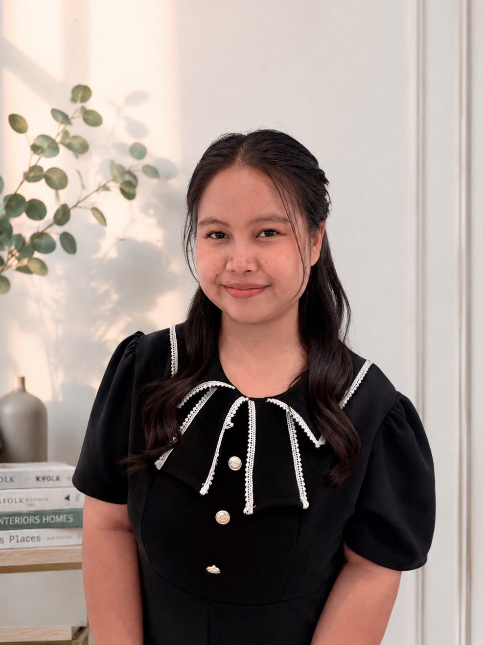 นางสาวพิชญาพร พงศ์ประภัสร