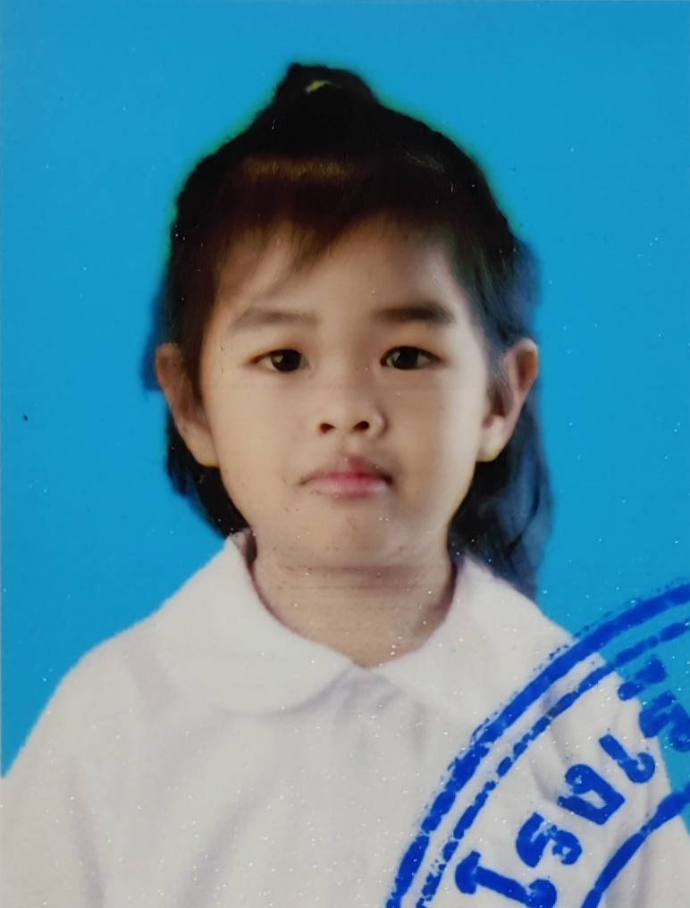 เด็กหญิงเขมาพร พิมพาภรณ์
