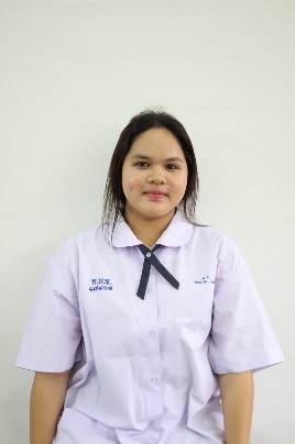 เด็กหญิงกัญญาภัค คงกลาง