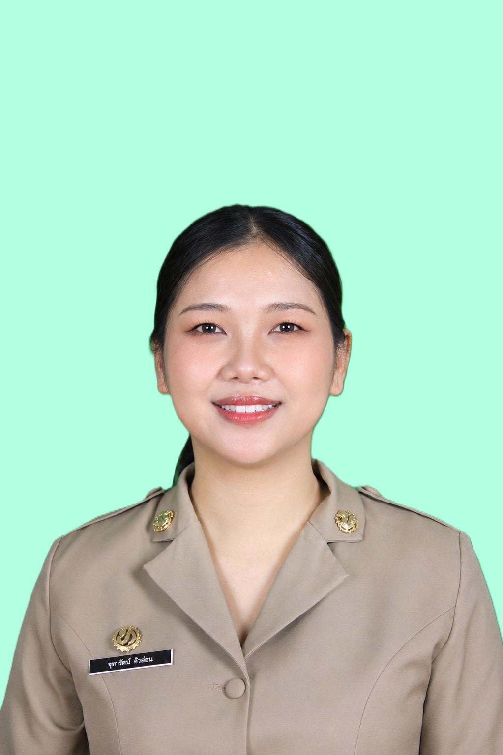 นางสาวจุฑารัตน์ ผิวอ่อน