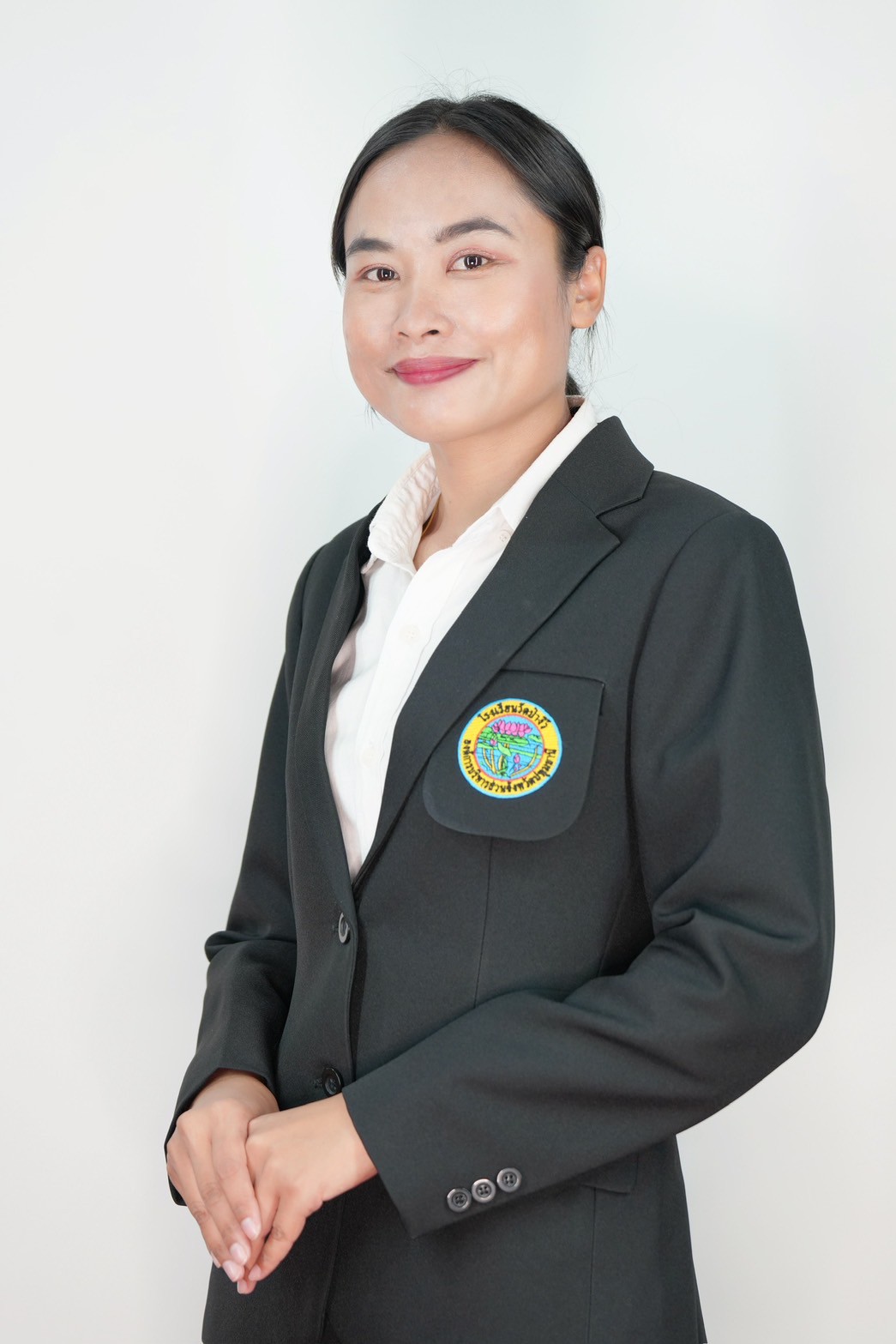 นางสาวพนิดา ทานอุทิศ