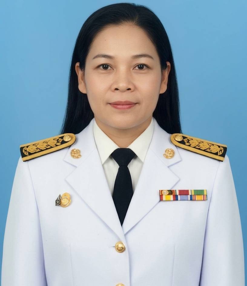 นางสุมล นพคุณ