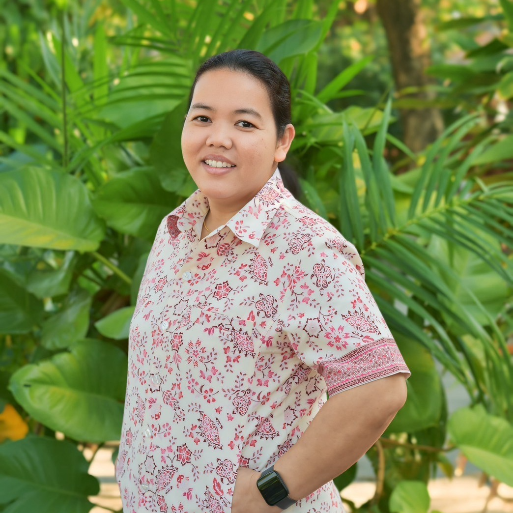 นางสาวจันทร์จีรา แดงทองคำ
