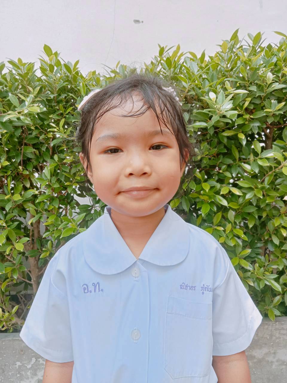 เด็กหญิงณิชาอร ภู่กันงาม