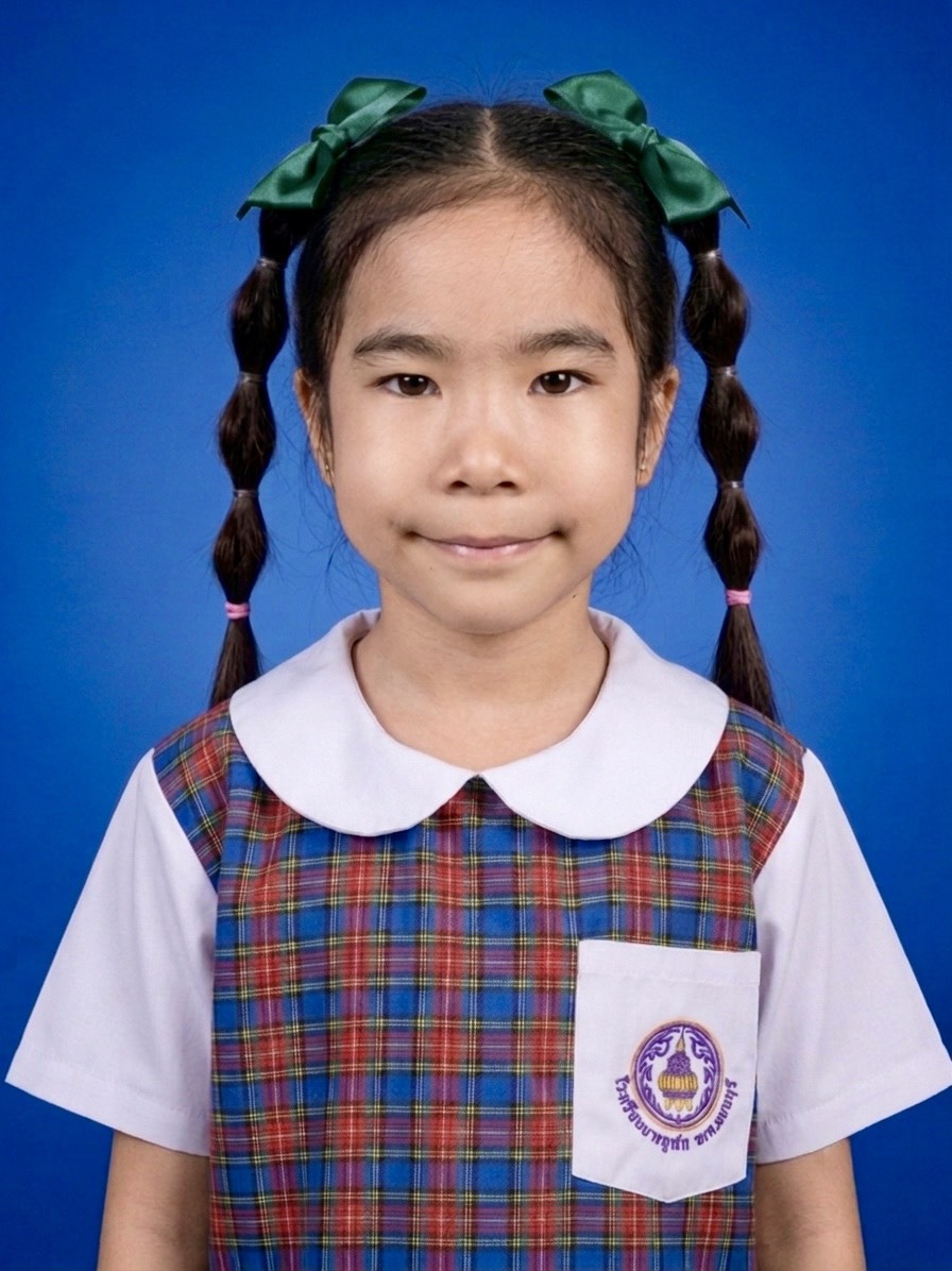 เด็กหญิงเพียงบุหลัน แซ่จิว