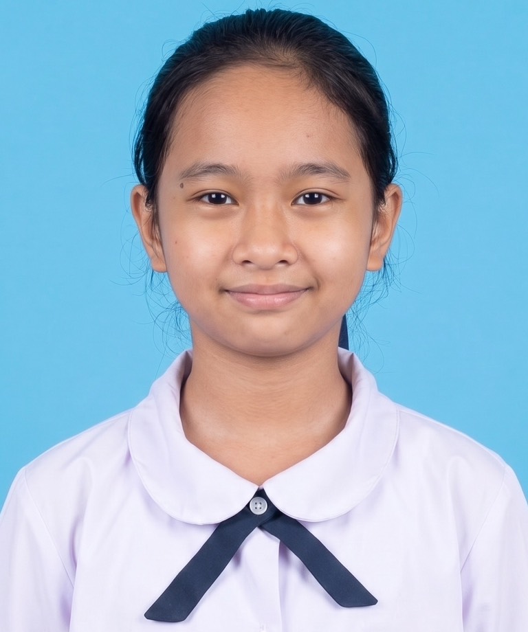 เด็กหญิงลัลลยา จอมสมสา