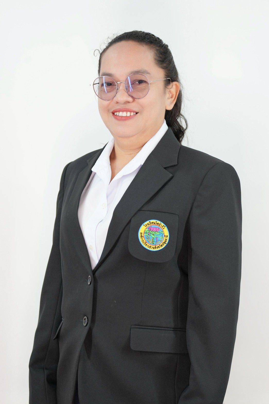 นางสาวสุนทรี อินทรีย์
