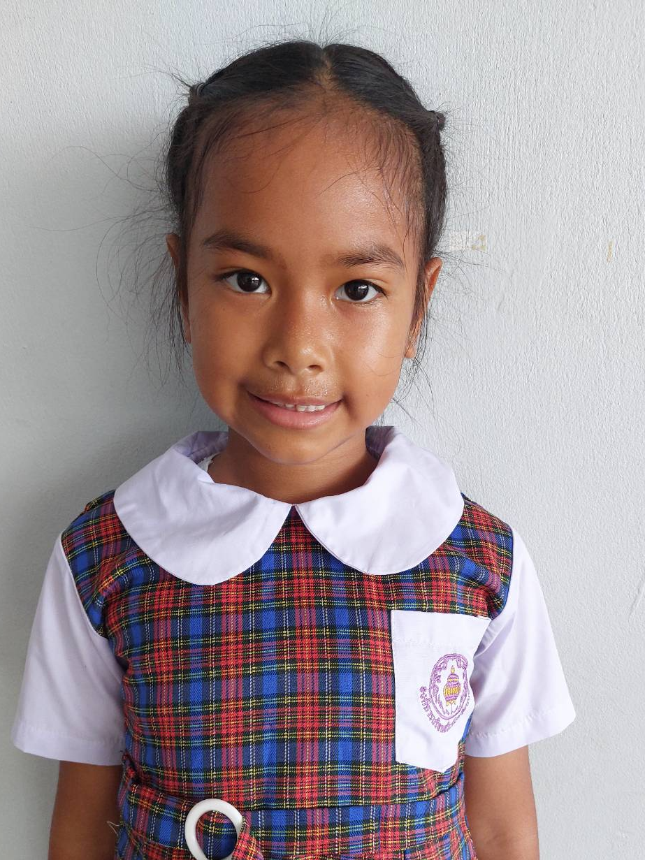 เด็กหญิงสุภัสสรา มงคลชัยเกียรติ