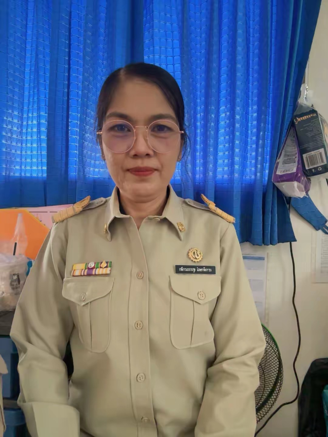นางสาวเยาวลักษณ์ สุวรรณวาสิก