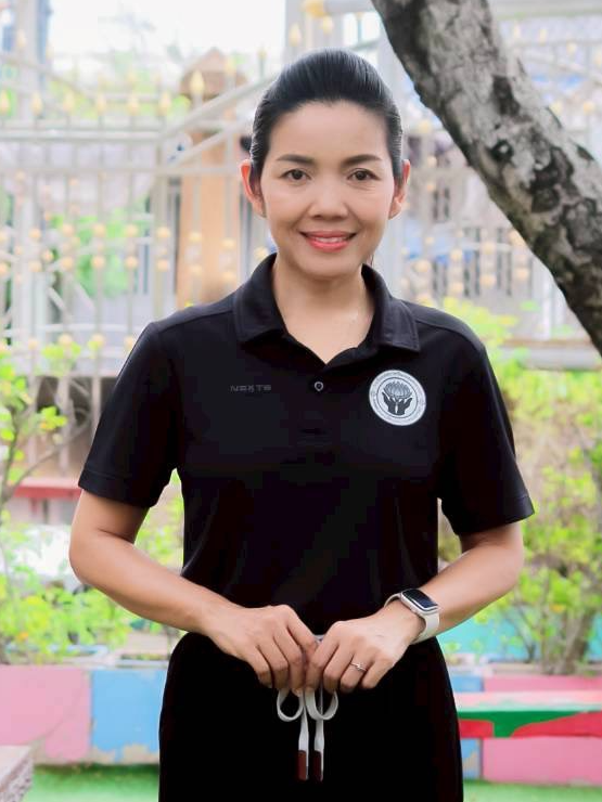 นางพัชราภรณ์ ปรองดอง