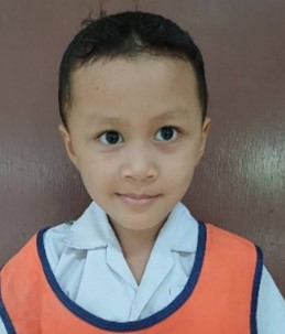 เด็กชายฉันทวัตน์ กลิ่นขจร