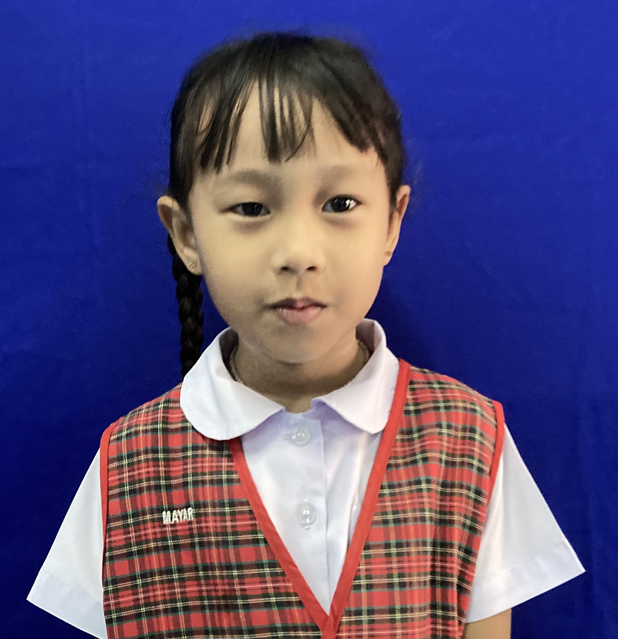 เด็กหญิงเมยอา -