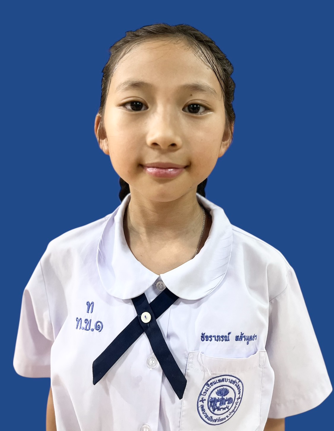 เด็กหญิงอัจราภรณ์ หล้ามูลชา