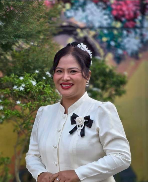 นางสาวอัญชัญ อำพันธ์
