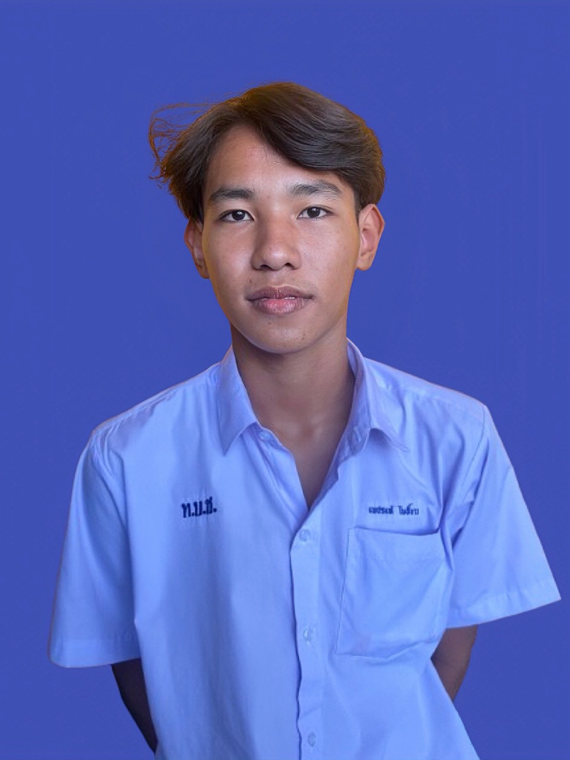 นายเพชรแท้ โพธิ์ขาว