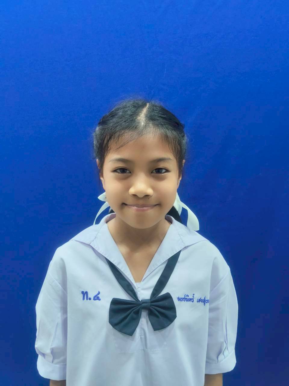 เด็กหญิงพรชนิตว์ เฮงสุวรรณ