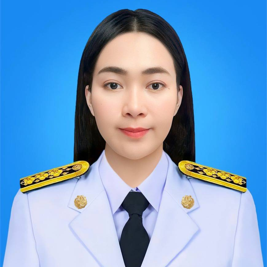 นางสาวมะลิวัลย์ ขำเนตร