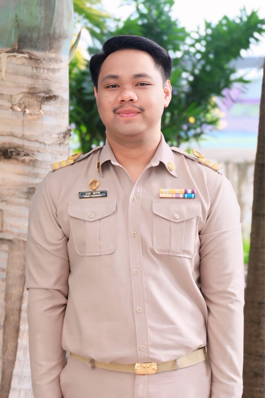 นายมานพ พุ่มจำรัส
