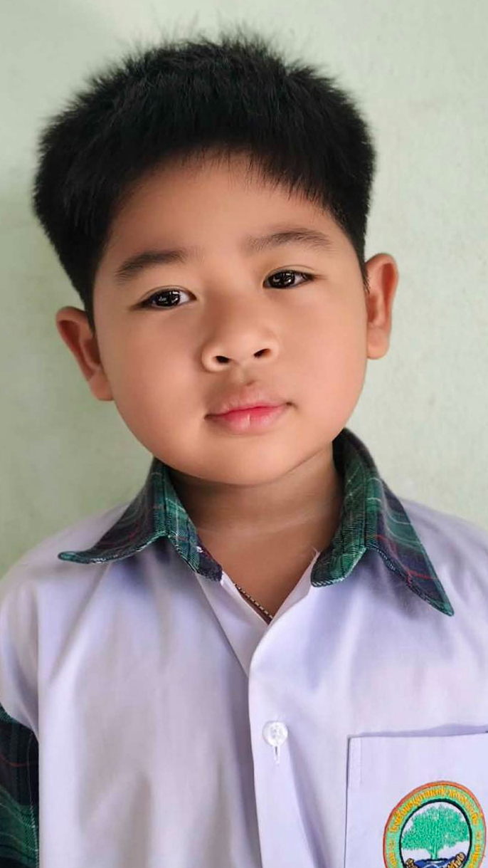 เด็กชายเติมคุณ ห้วยเรไร