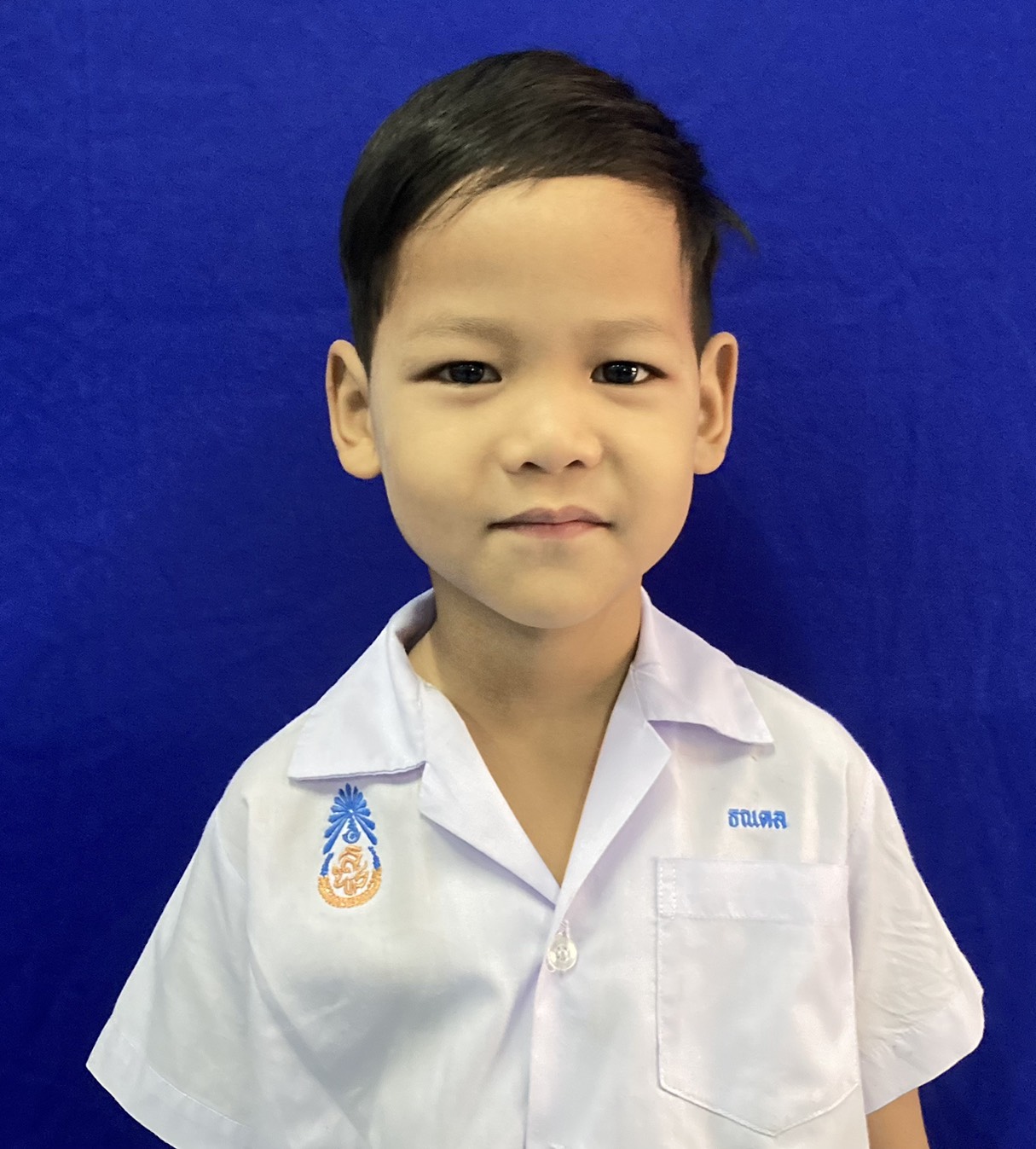 เด็กชายธณดล -