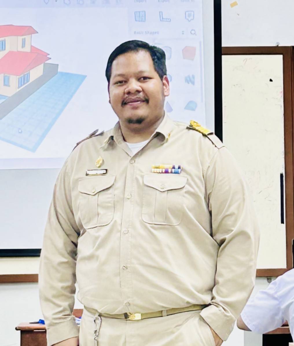 ว่าที่ร้อยตรีปัณณวัฒน์ เซ็นเยาะ
